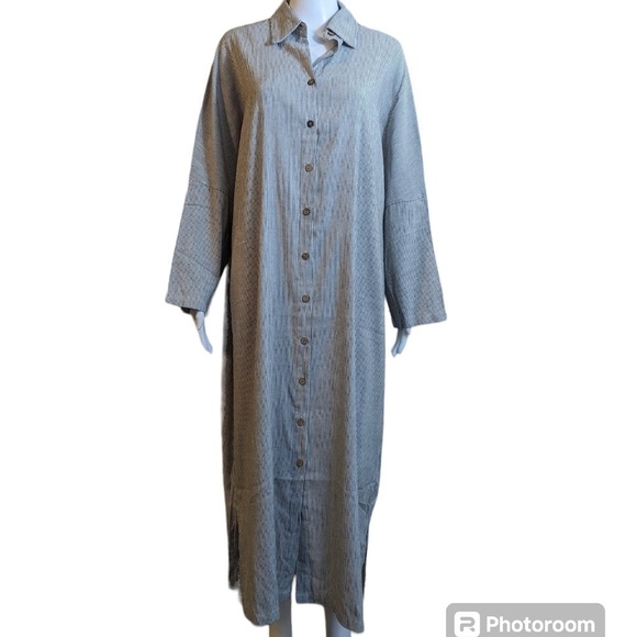 Gray & White Striped Collared Button Down Oversized Maxi Dress Size M - Picture 1 of 7